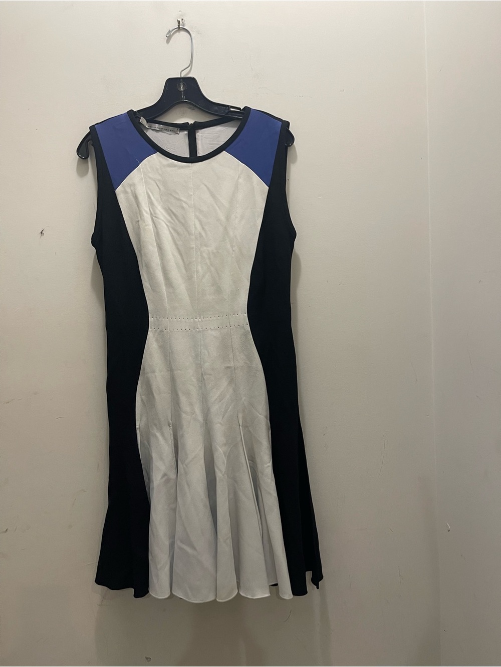 Aquila I Rimondi Colorblock Sleeveless Fit-and-Flare Dress